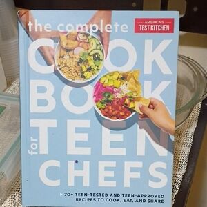 Cookbook for Teen Chefs - Blue Cover